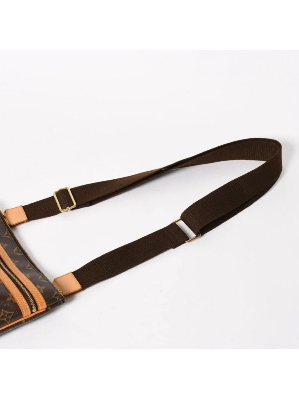 Louis Vuitton Pochette Bosphore Shoulder Bag Monogram Canvas Brown Gold